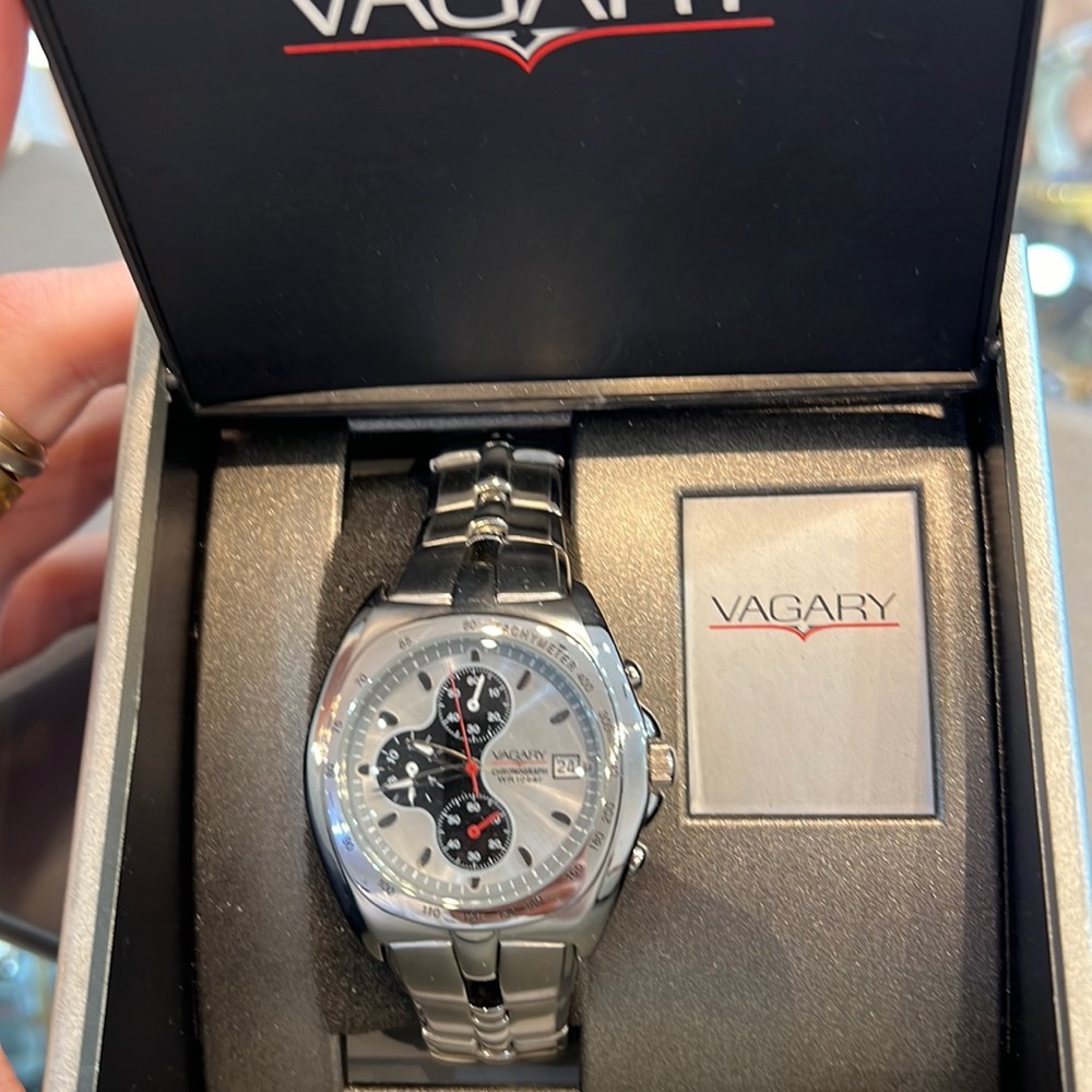 Vagary Watch Stainless Syeel Work Watch Quartz Movement